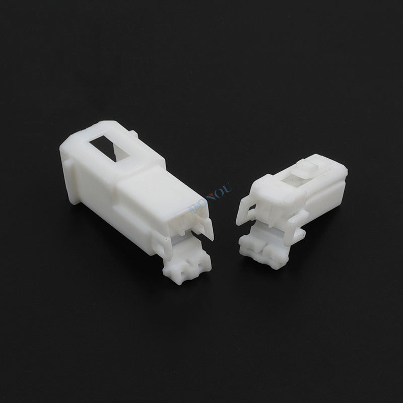 DJ7022Y - 1.8 - 11/21 Automotive High-Frequency Speaker Plug with 2-Pin Wiring Harness Connector and Plug-In 174463 - 1