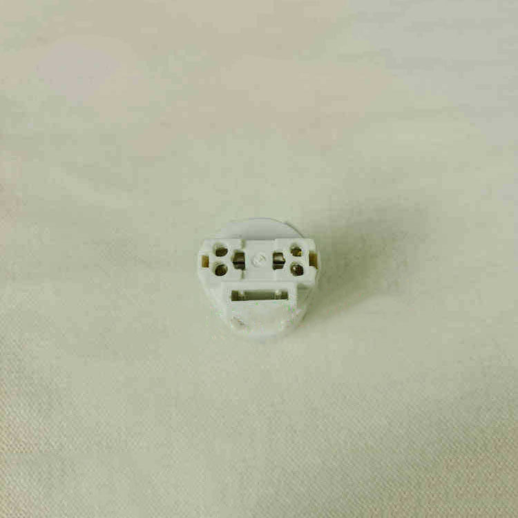 E14 Bracket Lamp Holder LED Pull Tail Screw Mouth with European Style Candle Crystal Lamp Holder