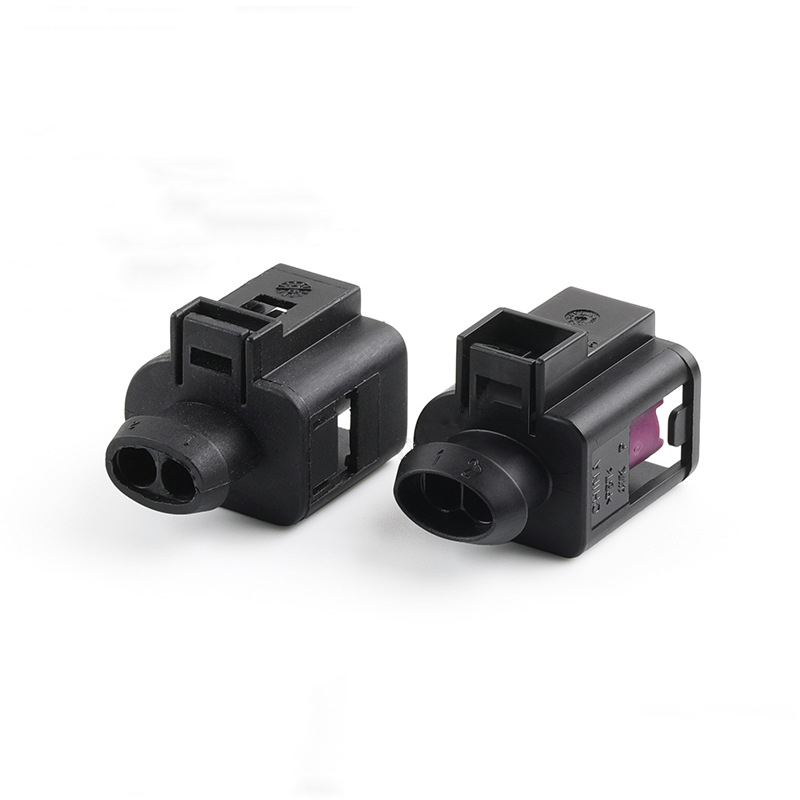 4D0971992 Waterproof Connector 1J0973722A Is Applicable to Car Horn Plug DJ7025A-3.5-21