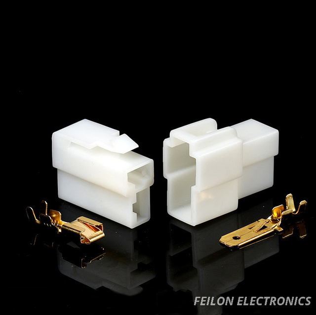 DJ7021-6.3-11/21 Automotive Battery Electric Vehicle 6.3 Plug 2-Pin Wiring Connector Housing with Terminal Clips