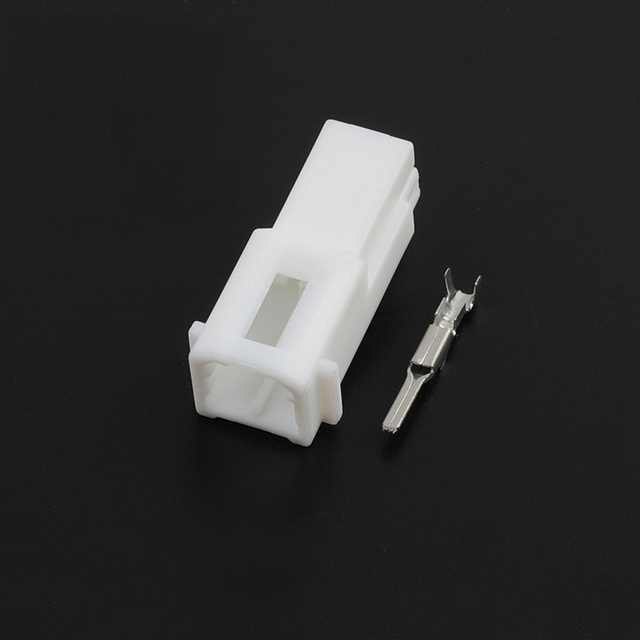 DJ7022Y - 1.8 - 11/21 Automotive High-Frequency Speaker Plug with 2-Pin Wiring Harness Connector and Plug-In 174463 - 1