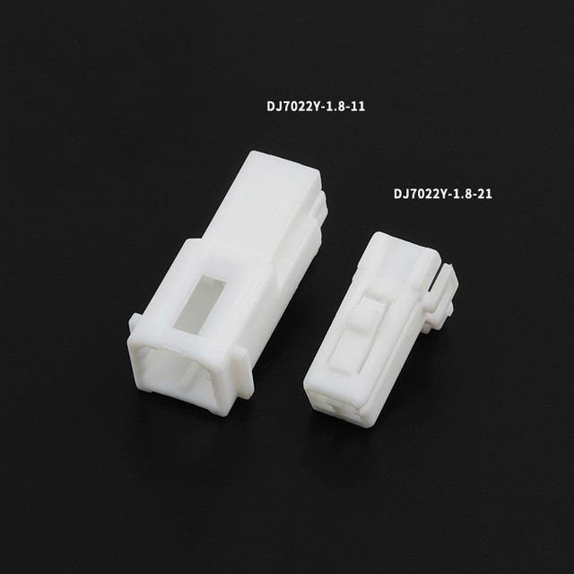 DJ7022Y - 1.8 - 11/21 Automotive High-Frequency Speaker Plug with 2-Pin Wiring Harness Connector and Plug-In 174463 - 1