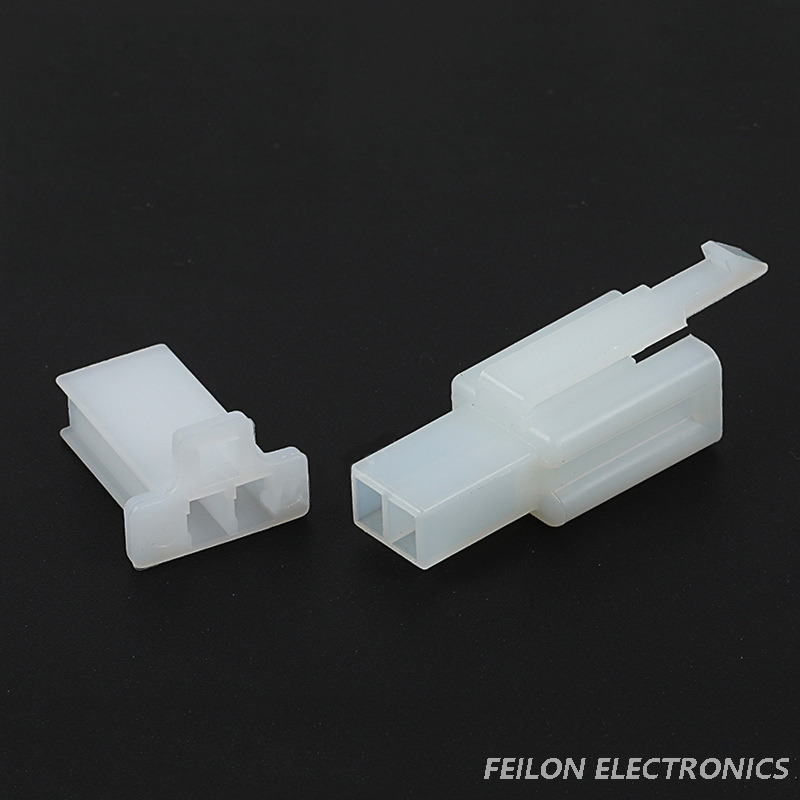 2.8mm 2-hole motorcycle electric vehicle connector plug with terminals DJ7021A-2.8-11/21