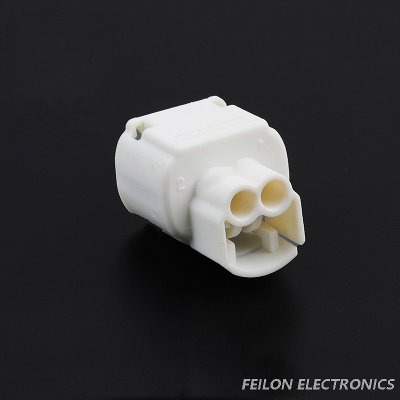 7287-5290 Front Fog Lamp Wiring Connector 2-pin Connector DJ7029YB-1.5-21