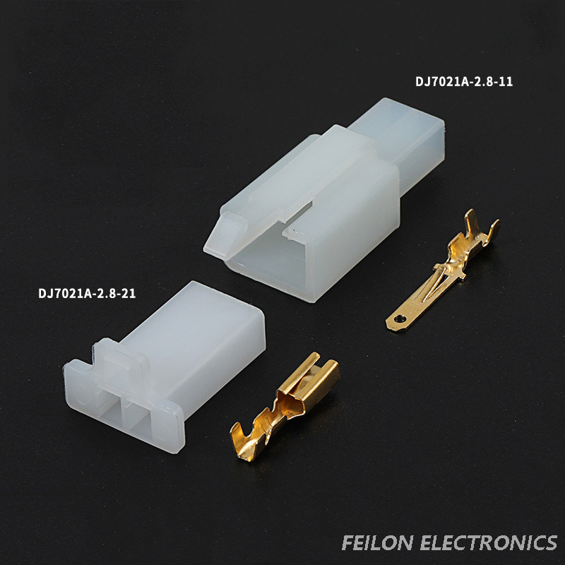 2.8mm 2-hole motorcycle electric vehicle connector plug with terminals DJ7021A-2.8-11/21